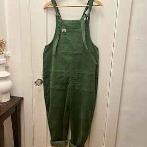 Lucy & Yak Green corduroy overalls dungarees

Size 10R